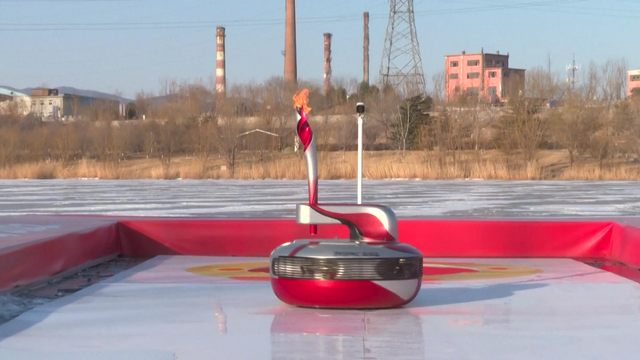 冰壶石造型机器人 – 2022 年北京冬奥会